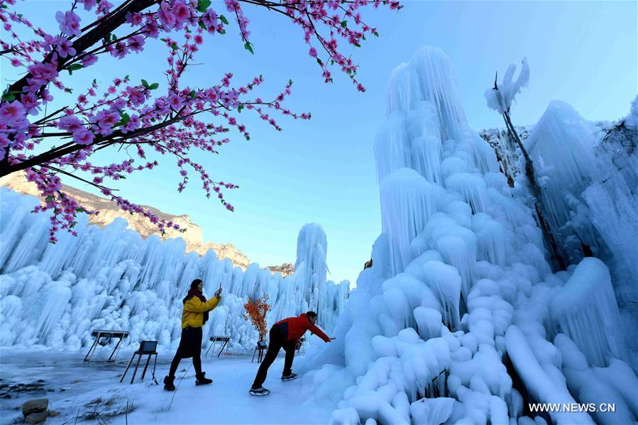 #CHINA-HEBEI-SHIJIAZHUANG-FROZEN WATERFALL (CN)