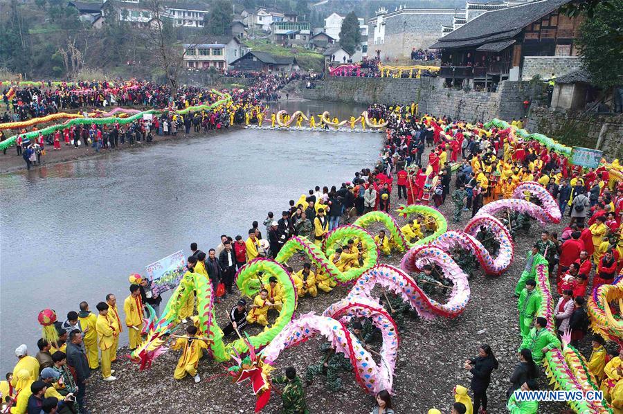 #CHINA-GUIZHOU-TONGREN-DRAGON DANCE (CN)