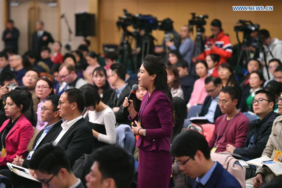 (TWO SESSIONS)CHINA-BEIJING-NPC-PRESS CONFERENCE-POVERTY ALLEVIATION (CN)