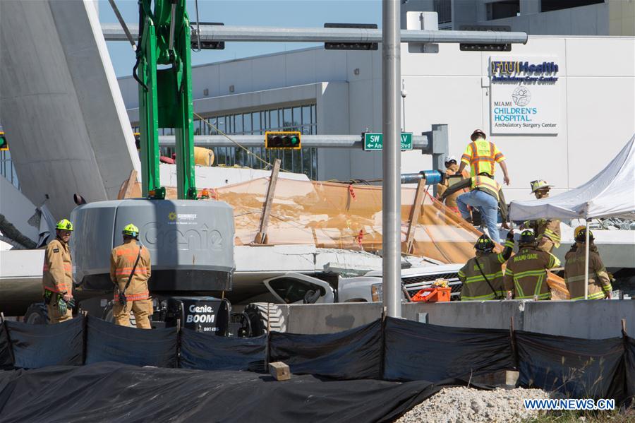 U.S.-MIAMI-PEDESTRIAN FOOTBRIDGE-COLLAPSE