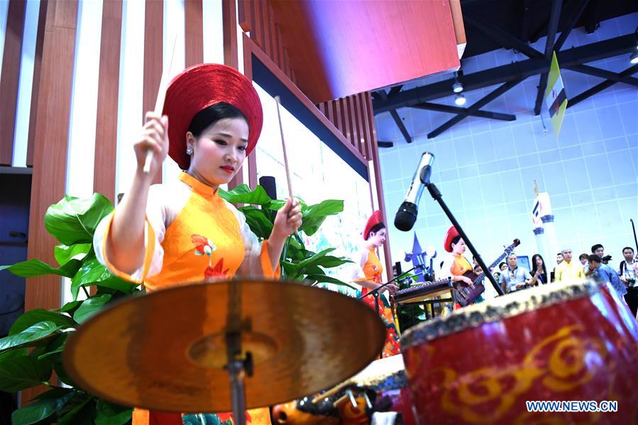 CHINA-NANNING-CHINA-ASEAN EXPO-OPEN DAY-PERFORMANCE (CN)