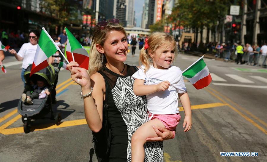 U.S.-CHICAGO-COLUMBUS DAY-PARADE