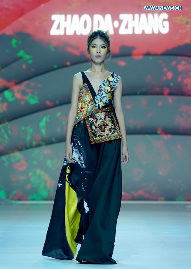 CHINA-HUBEI-WUHAN-FASHION WEEK (CN)