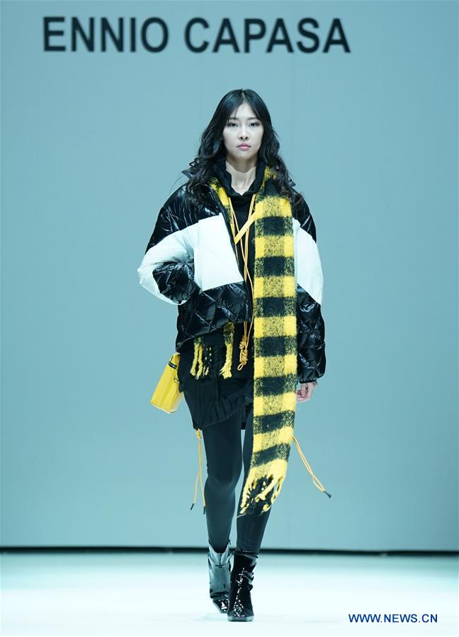 CHINA-BEIJING-FASHION WEEK (CN)