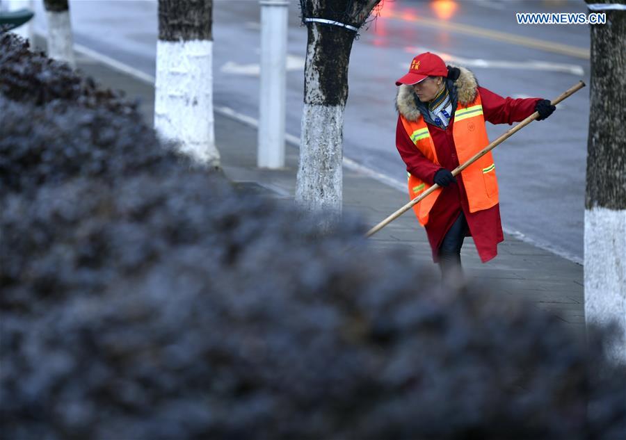 #CHINA-SPRING FESTIVAL-EVE-WORK (CN)