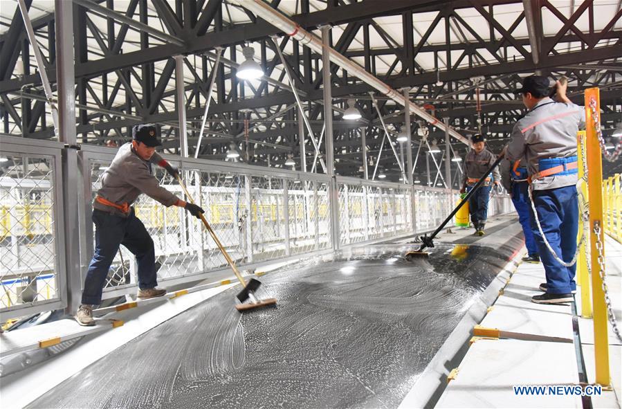 CHINA-SHANDONG-HIGH SPEED TRAIN-MAINTENANCE (CN)