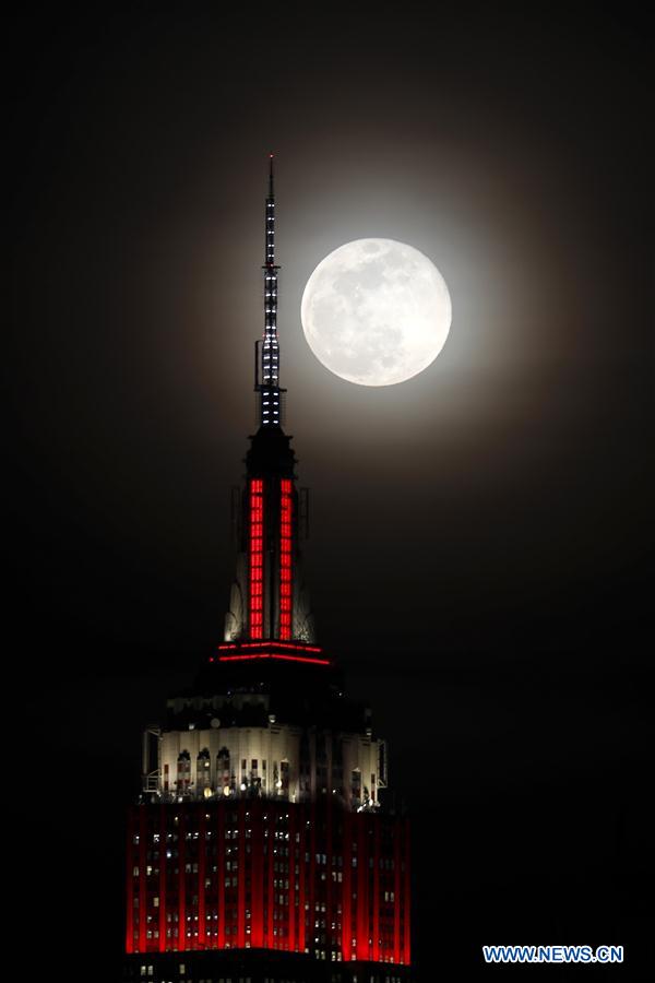 U.S.-NEW YORK-FULL MOON