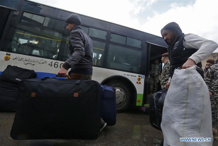 LEBANON-BEIRUT-REFUGEES-RETURNING HOME