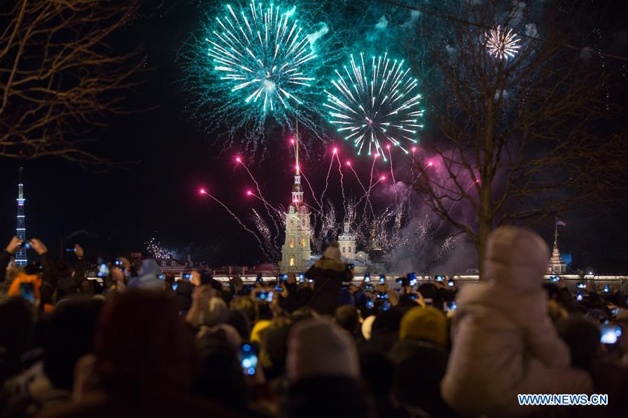 RUSSIA-ST. PETERSBURG-NEW YEAR-CELEBRATION